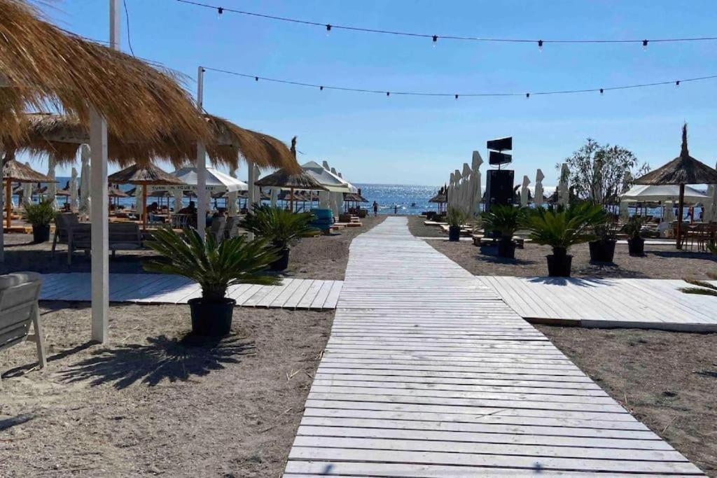 Studio 81 - Casa Del Mar, Mamaia Nord ภายนอก รูปภาพ